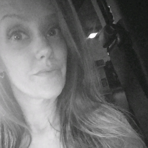 Meet your Posher, Amanfa - Picture 1 of 1